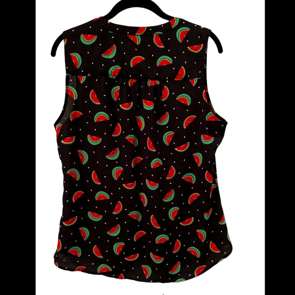 Soho Blouse, Size Medium, Red, Black, and Green.